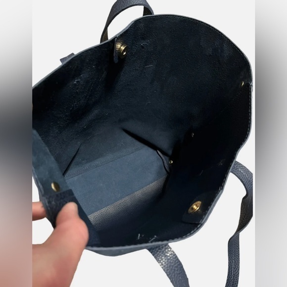 ULTA BEAUTY Large Navy Blue Tote Bag With Gold Accents & Magnetic‎ Snap Closure - Picture 5 of 5